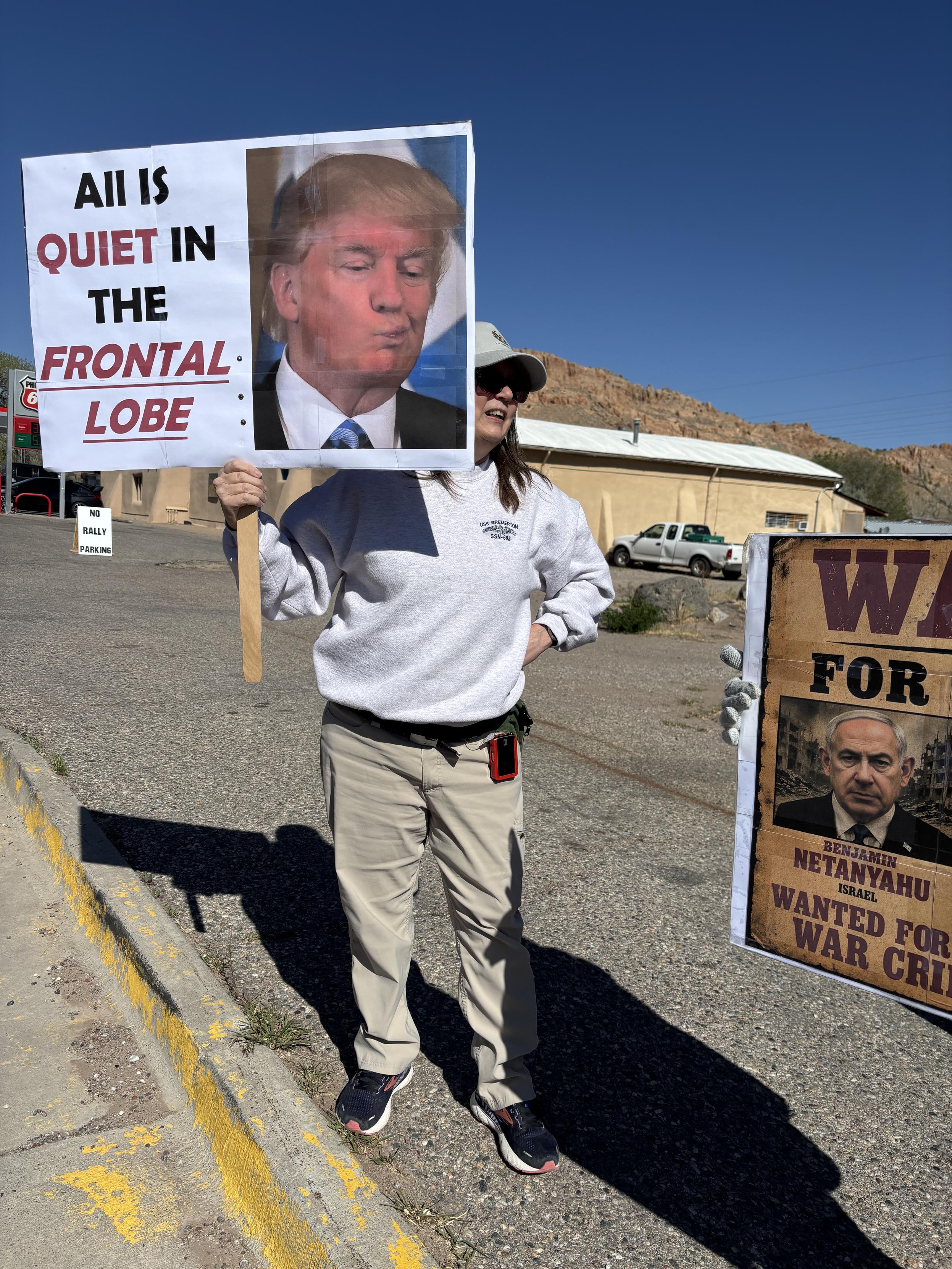 Next to a photo of Trump: “all is quiet in the frontal lobe”.