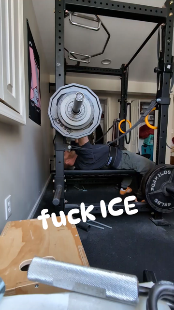 210lbs x 9 close grip bench