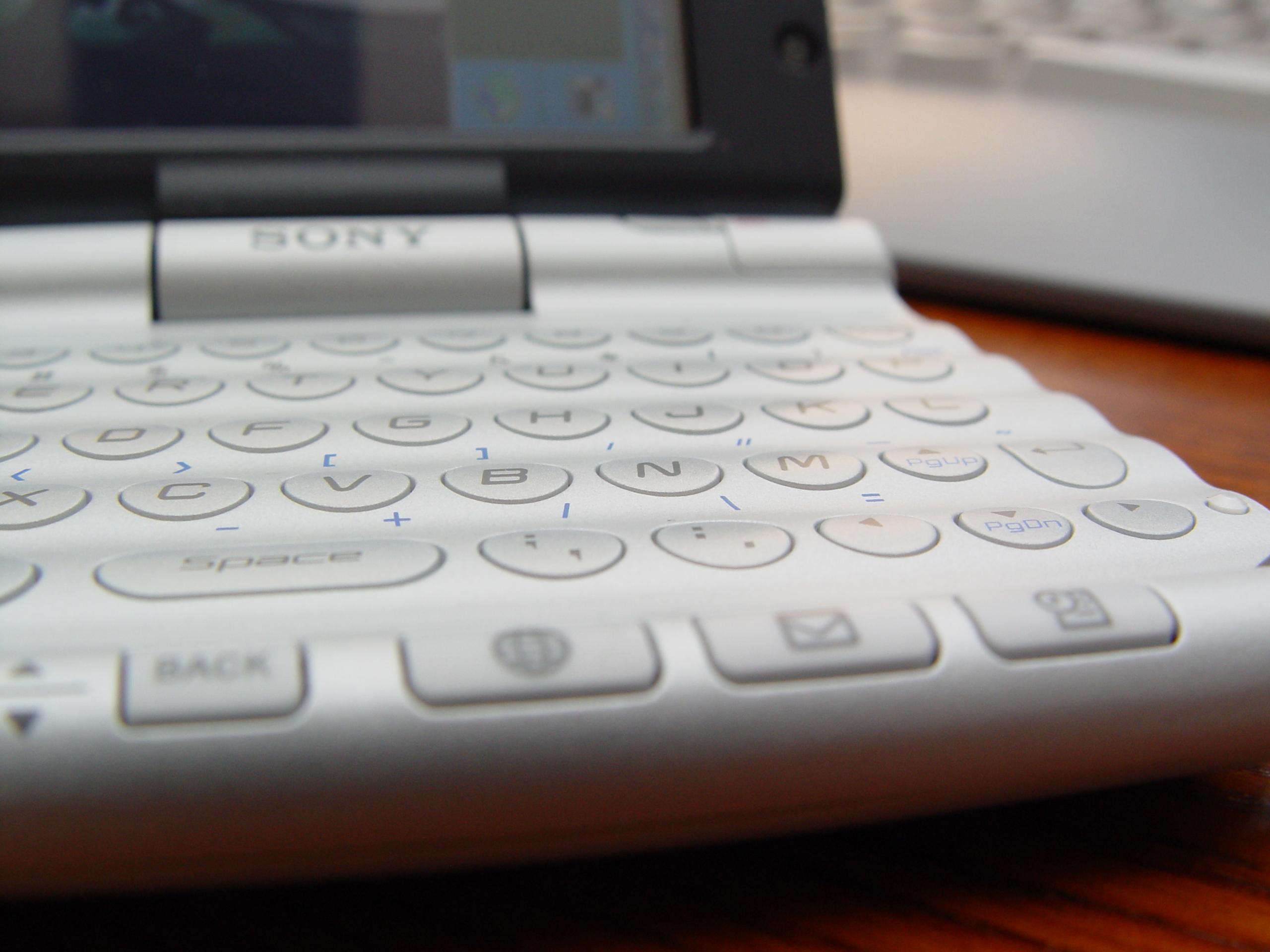 superb keyboard of the sony Clie pda