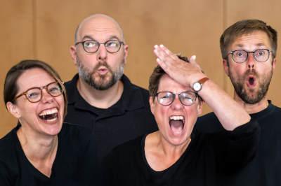 2 Damen und 2 Herren = Kabarett "Das weißblaue Beffchen"