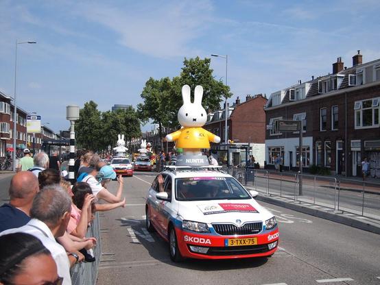 Support vehicle, topped by a metre-high figure of Miffy wearing the yellow jersey of the Tour de France