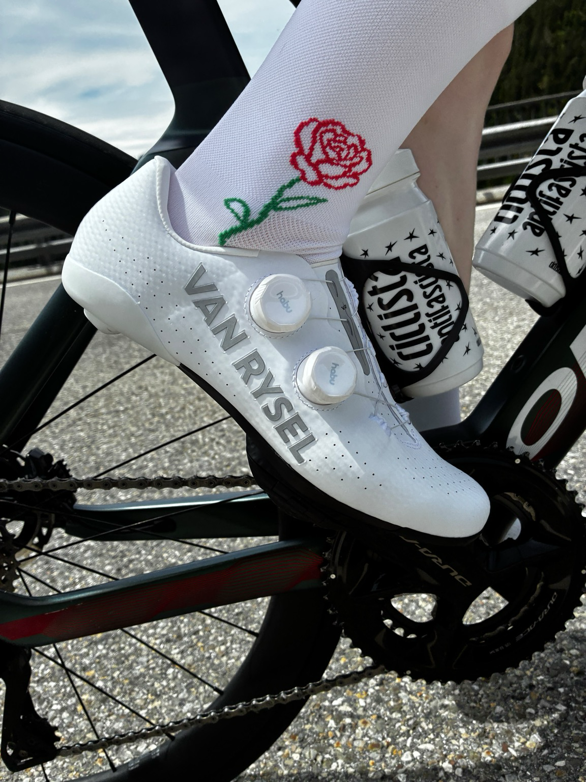 fahrradsocken mit Rose und ciclista flaschen