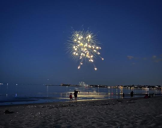 Basic picture of some fireworks out on the water