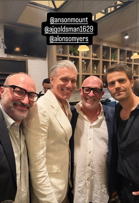 Group picture at SDCC with Natalie Kuckenburg, Henry Alonso Myers, Anson Mount, Akiva Goldsman (via Paul Wesley IG).