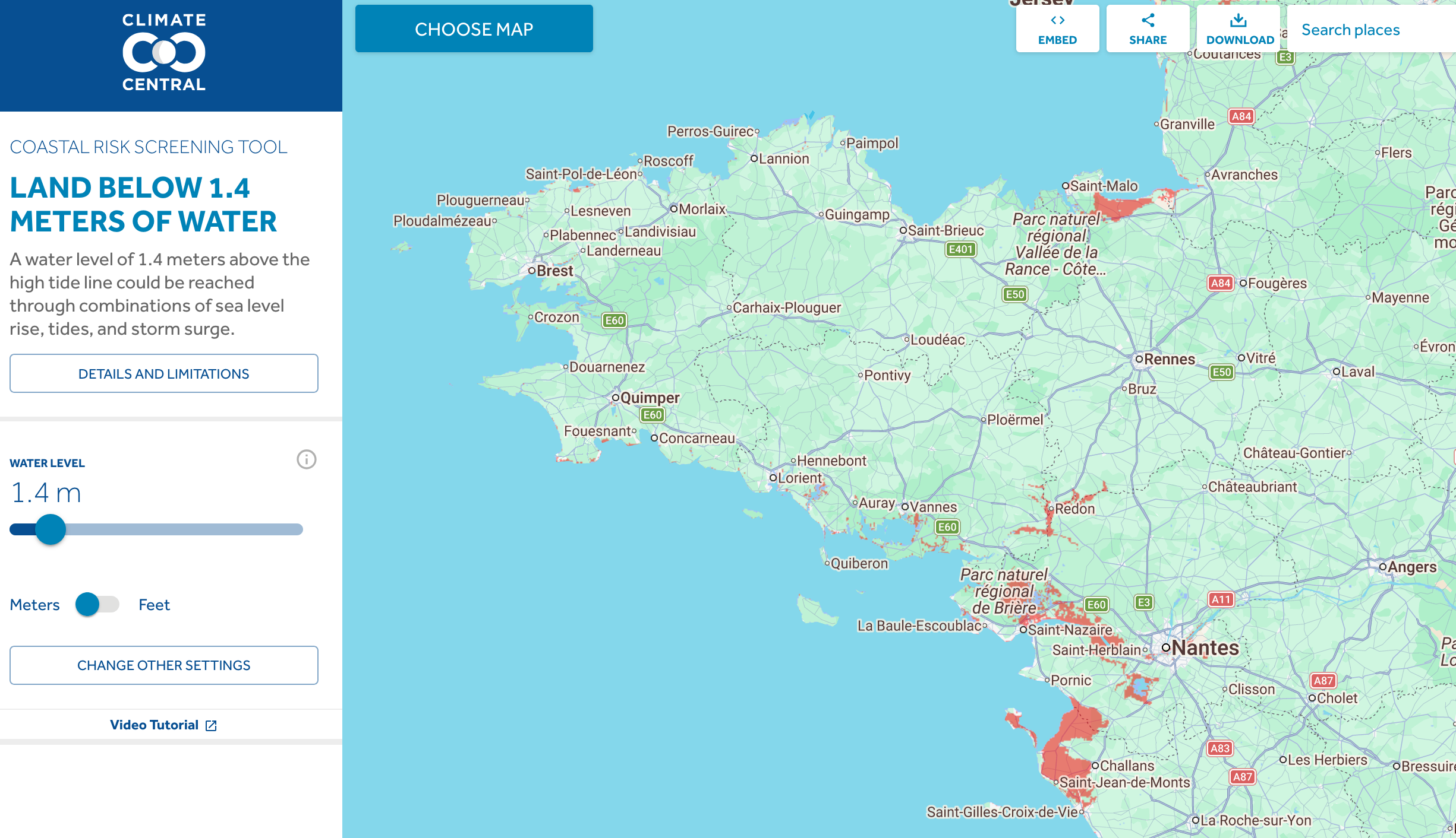 capture d'écran avec un réglage sur 1,4m de montée des eaux, zoomée sur la Bretagne https://coastal.climatecentral.org/ 