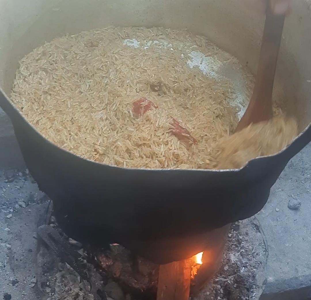 "My little ones are craving meat alongside a pot of rice."