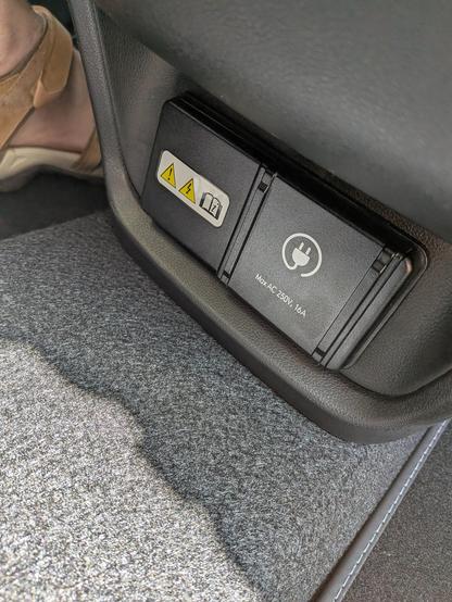 250V aansluiting Hyundai Inster