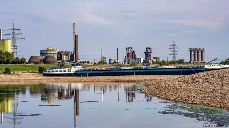 Europes rivers are drying up. Can they be saved?The Rhine and Danube have reached historic lows. Dwindling water levels are affecting shipping, agriculture and ecosystems — and raising concerns about the future of drinking water supplies. #News #Germany #German #Europe