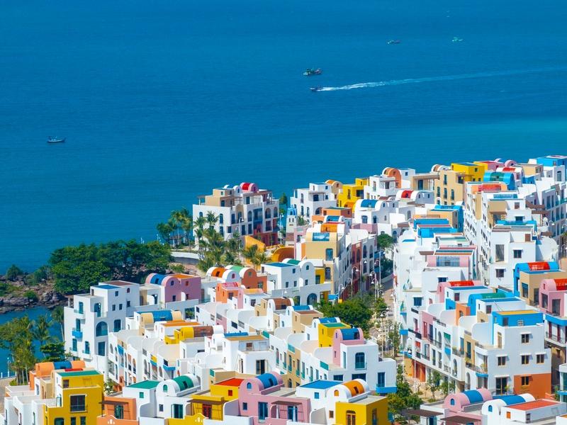 santorini thom island