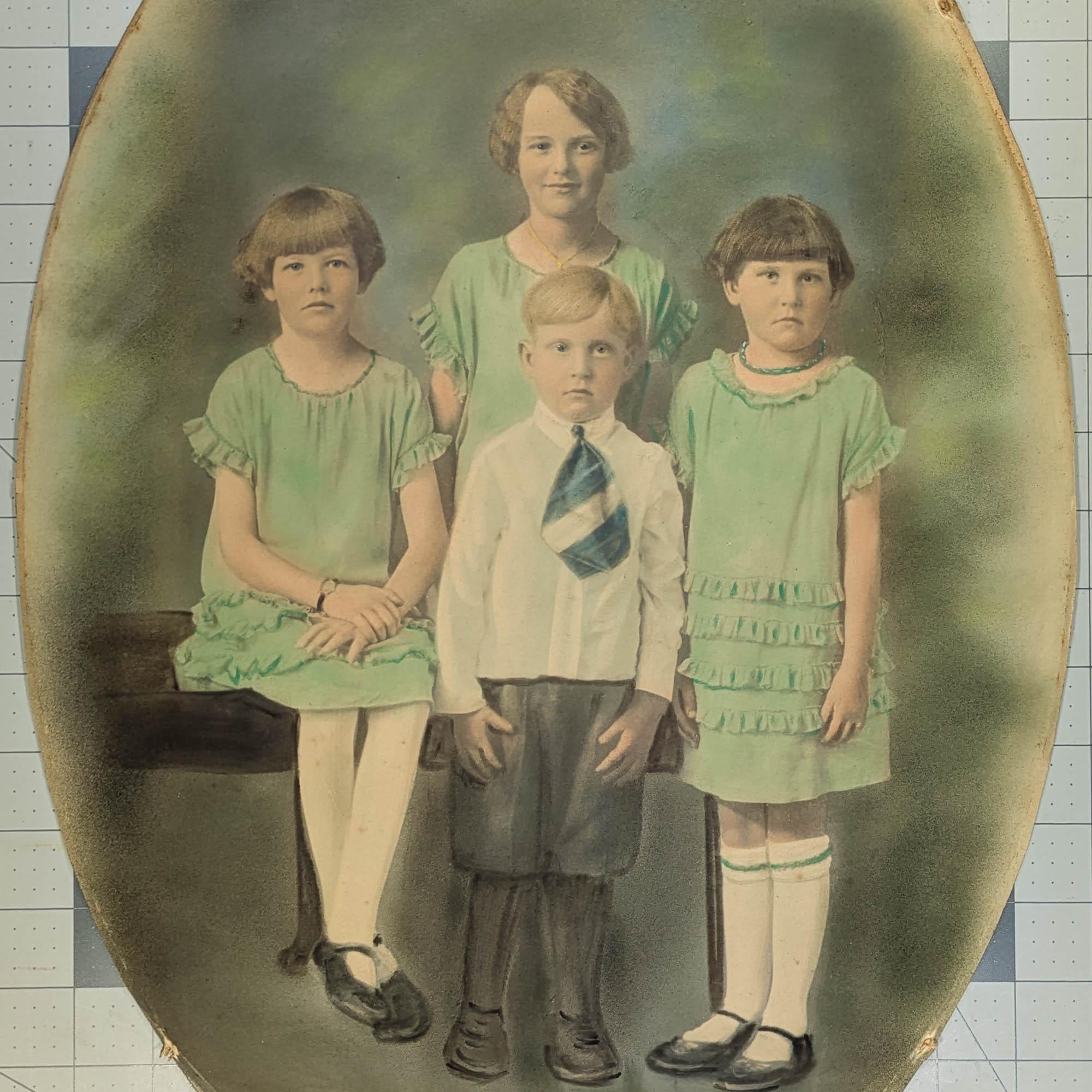 Close-up of the 4 children