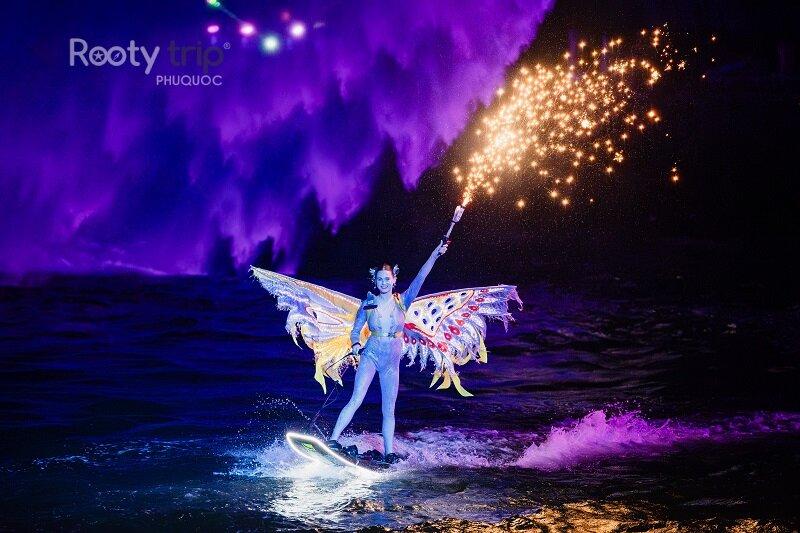 Symphony of the Sea night show