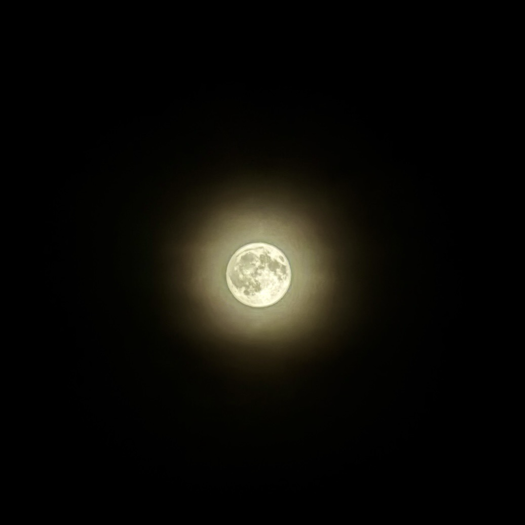 Mond, Moon