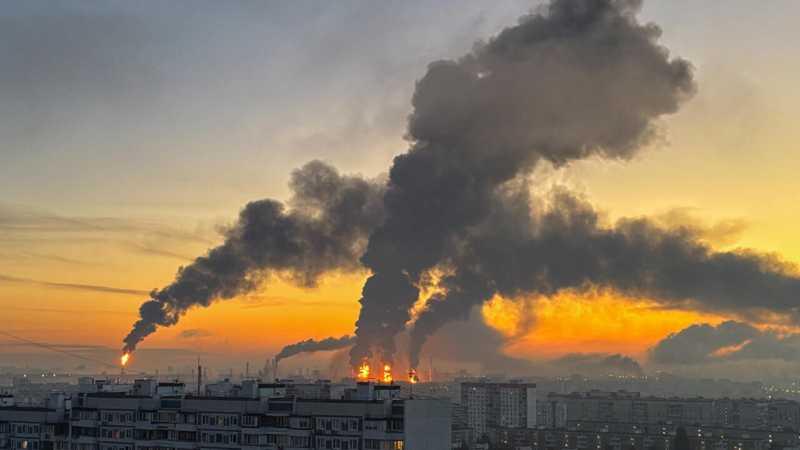 Live: Russian election enters final day after Ukraine targets Moscow in mass drone barrageUkraine launched what Moscows Mayor Sergei Sobyanin described on Sunday as the largest-ever drone attack on the Russian capital in an unsuccessful attempt to disrupt the final day of a parliamentary… #News #Ukraine #Russian #Moscow