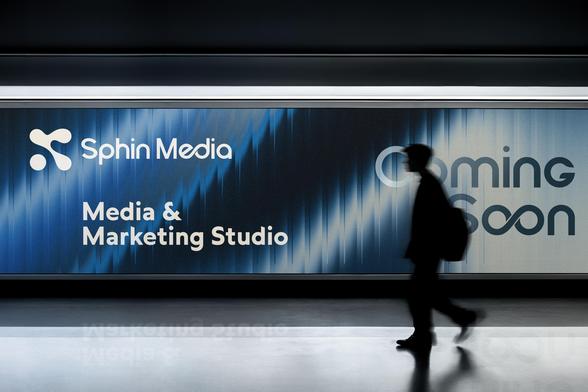 Posted media